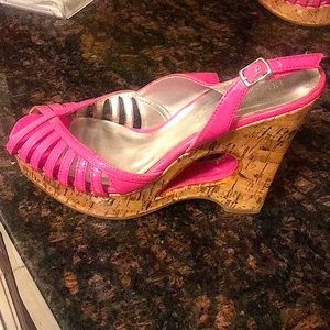 Wedge shoes